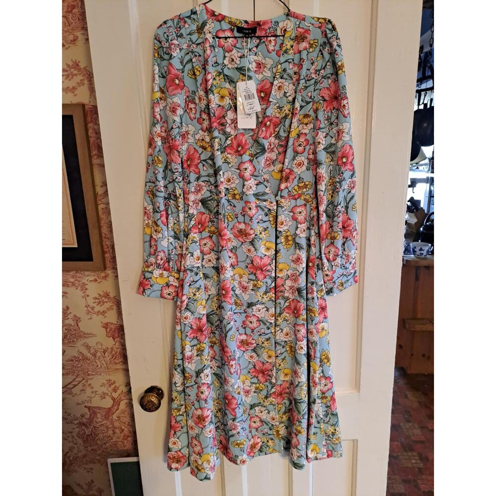 Lumie Dress M 140$ NWT 38 10 12 V-neck wrap new with tags floral